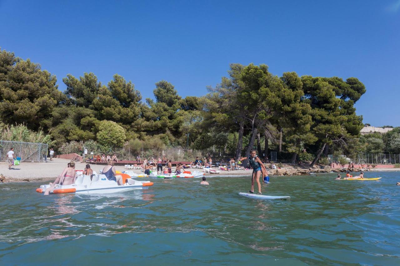 Camping Marina Plage Vitrolles  Bagian luar foto