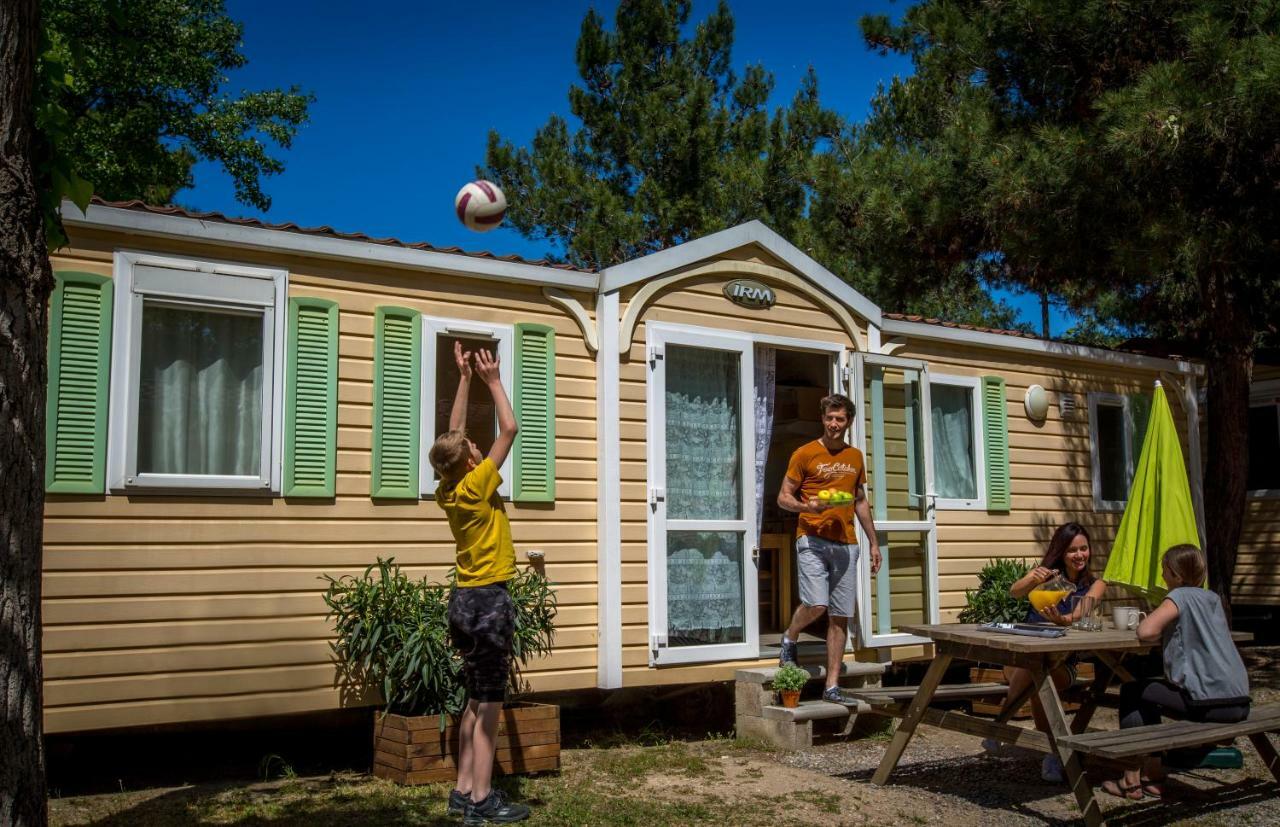 Camping Marina Plage Vitrolles  Bagian luar foto